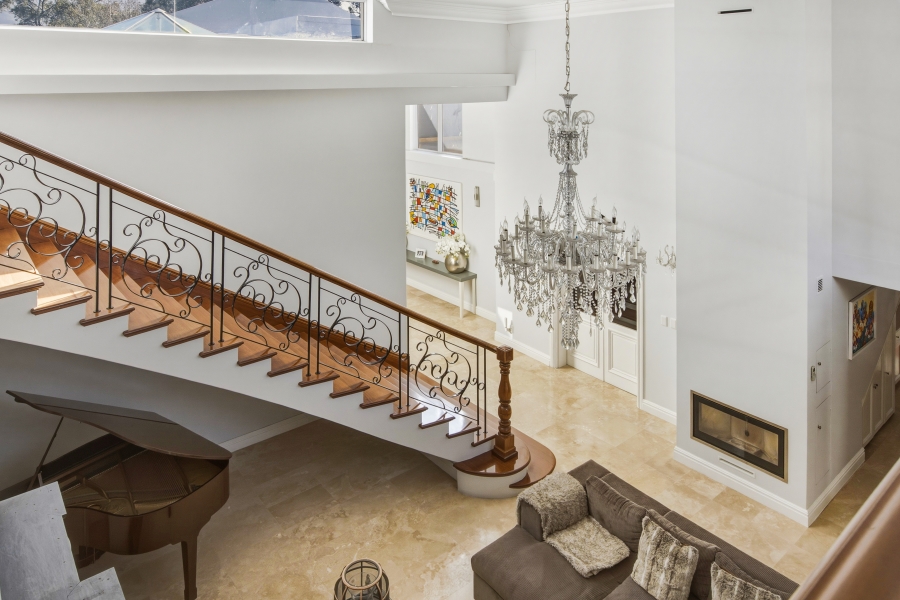 9 Bedroom Property for Sale in Constantia Western Cape